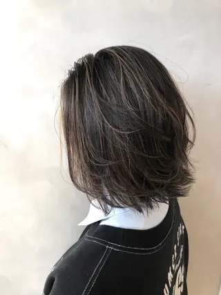 カラー 艶ハイトーンブリーチ 🌈小林侑雅のヘアスタイル