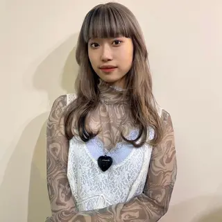 セミロング カラー ハイトーン/心斎橋/ honomiのヘアスタイル