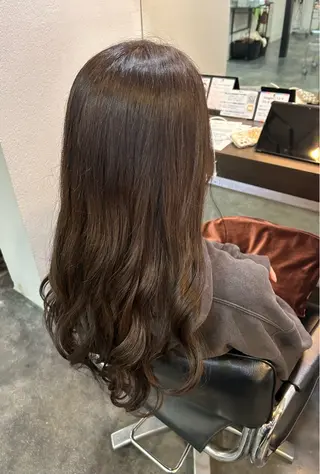 カラー 福井 愛瑠のヘアスタイル