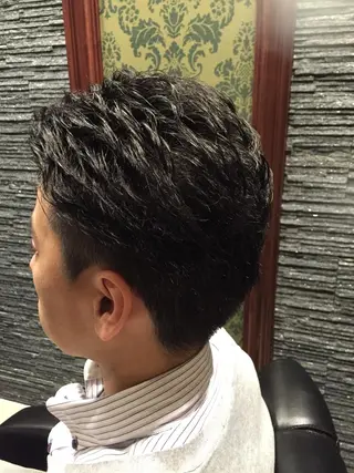 ショート メンズ 【24時まで営業✨】 吉本　成樹のヘアスタイル