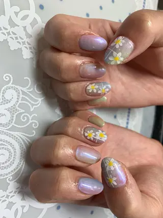 ネイル Miouミオン ネイルサロンのネイルデザイン