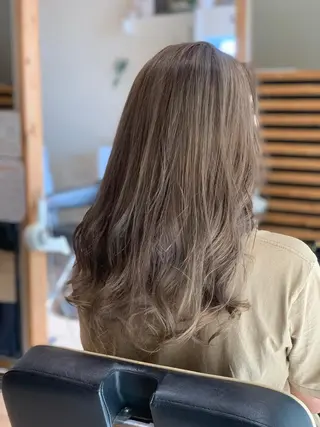 ロング カラー 関口 友行のヘアスタイル