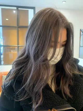 カラー RIO .のヘアスタイル