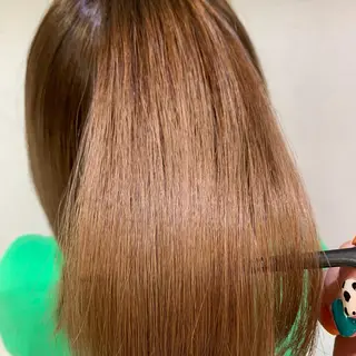 セミロング ayumi🌈 インナーカラー🌈のヘアスタイル