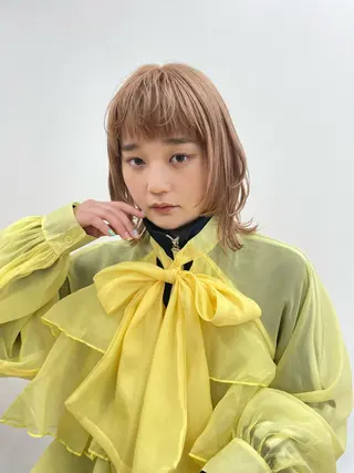 ショート カラー ヘアアレンジ ボブ/透明感ベージュ 🫧クルミ🌟のヘアスタイル