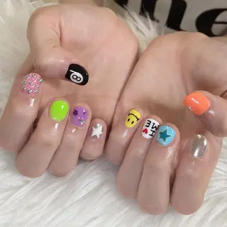 ネイル Kanako 💫のネイルデザイン