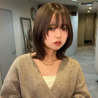 ミディアム カラー White beauty salon所属・神谷 凪のヘアスタイル