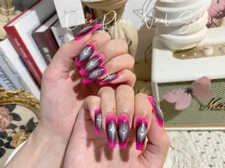 ネイル One Plus Nail Salonのネイルデザイン
