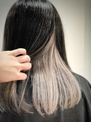 ミディアム カラー Lotus hair design所属・カット特化美容師 齋藤桐のヘアスタイル