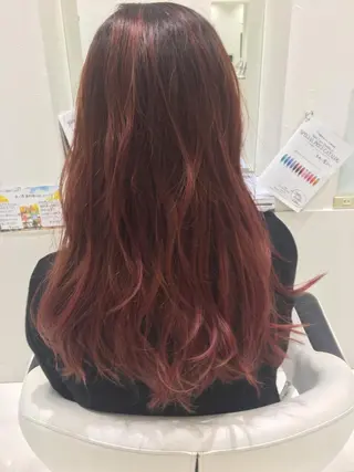カラー MERu所属・MERu/高橋裕之 /レイヤー/艶カラーのヘアスタイル