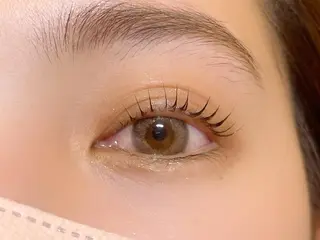 マツエク・マツパ AYAKA🤍 まつ毛パーマのマツエク・マツパデザイン