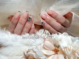 ネイル ✨Nailsalon Vi+✨のネイルデザイン