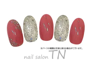 ネイル 中島 実穂のネイルデザイン