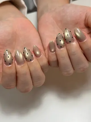 ネイル Verura所属・Ura Rのネイルデザイン
