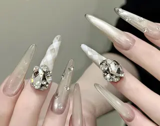 ネイル Pure&Rich Nailのネイルデザイン
