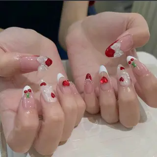 ネイル Hina 池袋 長だしチップ専門店のネイルデザイン