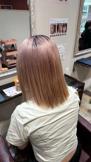ショート あいさ🤍ムラ無しカ ラー🤍のヘアスタイル