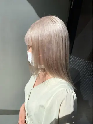 ミディアム カラー モテ髪💕ハイトーン ベージュ yuriaのヘアスタイル