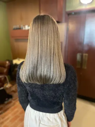 セミロング カラー PATH-hair. storeのヘアスタイル