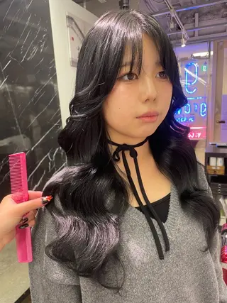 ロング カラー ヘアアレンジ 🪸ハイトーンカラー エクステmisakiのヘアスタイル