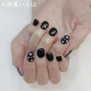 ネイル 爪紅屋 いろはのネイルデザイン