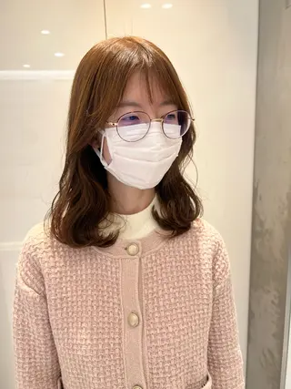 ミディアム カラー 顔周り/透明感/銀座 🩵りのせのヘアスタイル