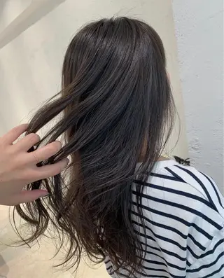 ロング カラー パーマ 韓国ヘア🇰🇷/ レイヤーカット✂︎のヘアスタイル