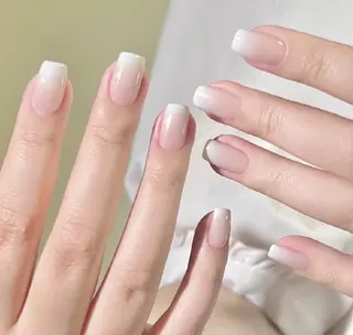 ネイル Pure&Rich Nailのネイルデザイン