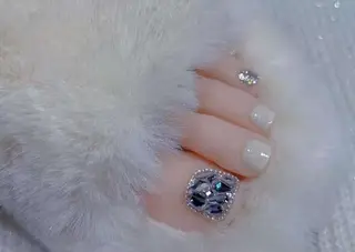 ネイル モニカネイルサロン 松戸店所属・小島 千尋のネイルデザイン