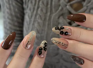 ネイル Pure&Rich Nailのネイルデザイン