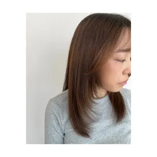 ミディアム 長島 美織のヘアスタイル