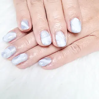 ネイル Tiary🤍 Sachikaのネイルデザイン