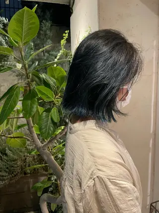 ミディアム カラー 泊 紗羅のヘアスタイル