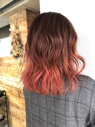 ミディアム カラー FOLK所属・白髪ぼかしハイライト バレイヤージュヤマトのヘアスタイル