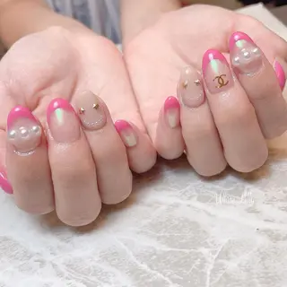 ネイル White lily所属・牧田 雅世のネイルデザイン