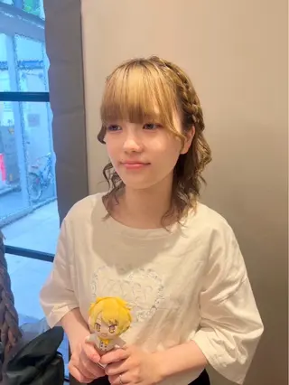 ヘアアレンジ 暖色/顔周り /ヘアメ/あつはのヘアスタイル