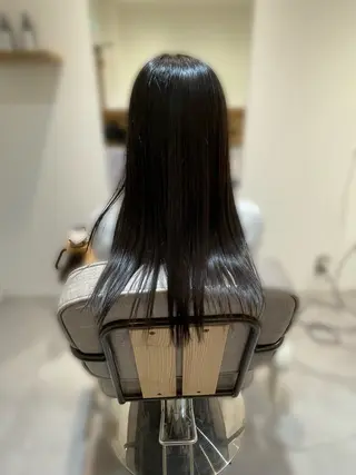 ロング 髙梨 いず美のヘアスタイル