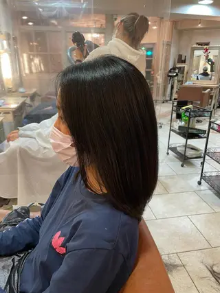 ロング 前平 友慈のヘアスタイル