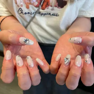 ネイル 🫧飛山琉桜/二条 ネイルアート/束感のマツエク・マツパデザイン