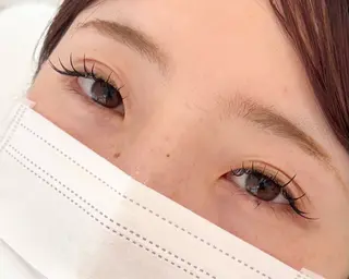 マツエク・マツパ 🌼AI 🌼の眉毛・アイブロウイメージ