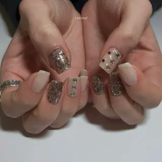 ネイル ツメ (2me)所属・大人かわいいネイル♡ Kikiのネイルデザイン