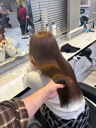 ロング カラー 透明感ベージュカラー 🪞上野🪞AIのヘアスタイル