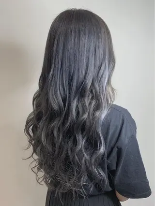 ロング カラー YUDU🍊 germe/ジェルムのヘアスタイル