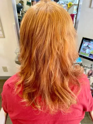 セミロング カラー パーマ ヤマウチ  ヒデキのヘアスタイル