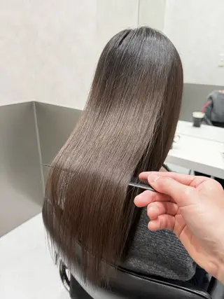 ロング 美髪職人あお🦕 髪質改善｜原宿のヘアスタイル