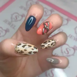 ネイル S♡JEWEL所属・S. JEWELのネイルデザイン