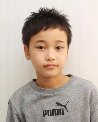 キッズ 髪質改善のプロ✨りな さんのヘアスタイル