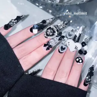 ネイル  ︎︎  ︎︎のネイルデザイン