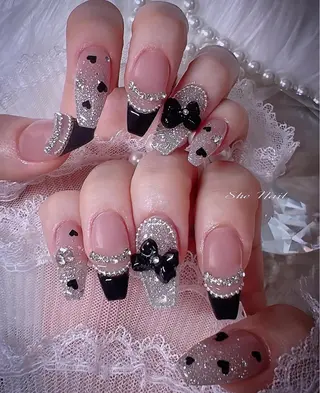 ネイル She   Nail所属・ISA_ BELLAのネイルデザイン
