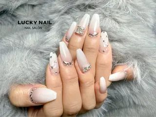 ネイル LUCKY NAILのネイルデザイン